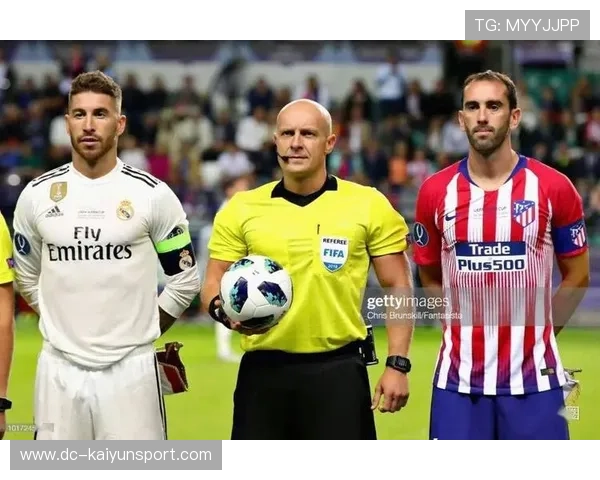 裁判透明化试点收获首波支持与争议并存 裁判透明化试点收获首波支持与争议并存