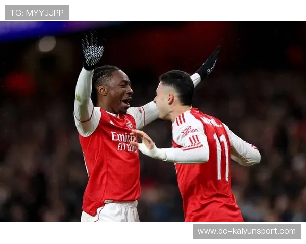 阿森纳团队配合打爆拜仁防线