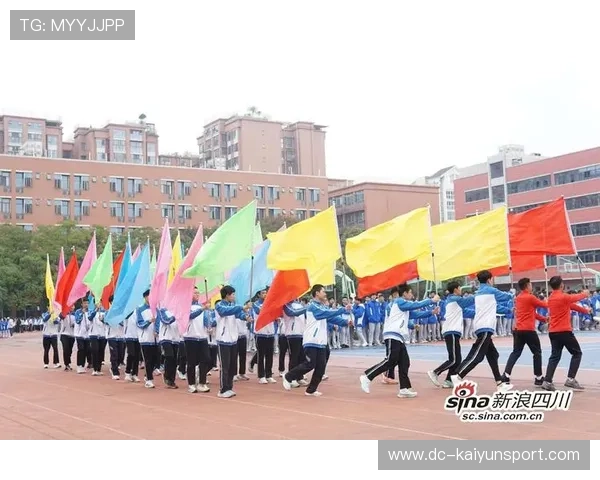 成都考生招聘跑步入场成社交媒体热点，成都跑步比赛