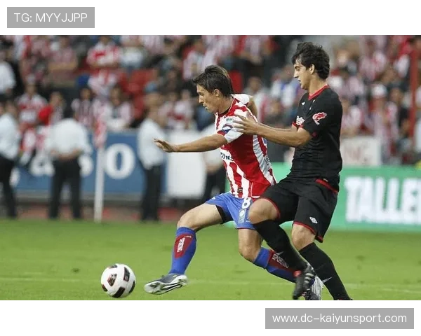 破纪录!格里马尔多德甲单场两次任意球破门,马德里竞技vs格拉纳达比分 破纪录!格里马尔多德甲单场两次任意球破门,马德里竞技vs格拉纳达比分